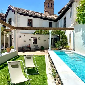 Carmen De Ramilla, Encantadora Con Piscina Soleada Granada