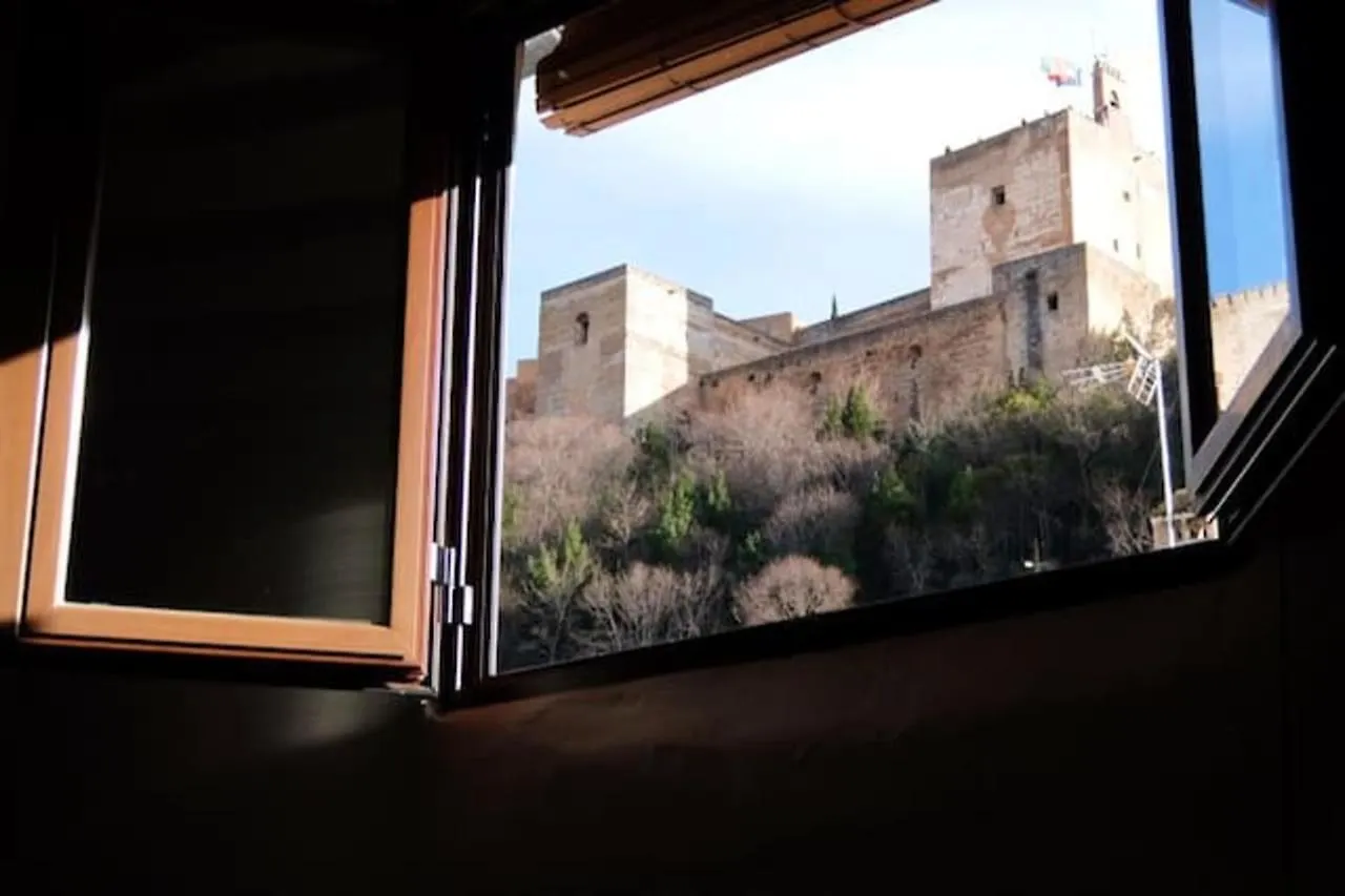 Comfortable Apartment In Granada With Air Conditioning 0*,
